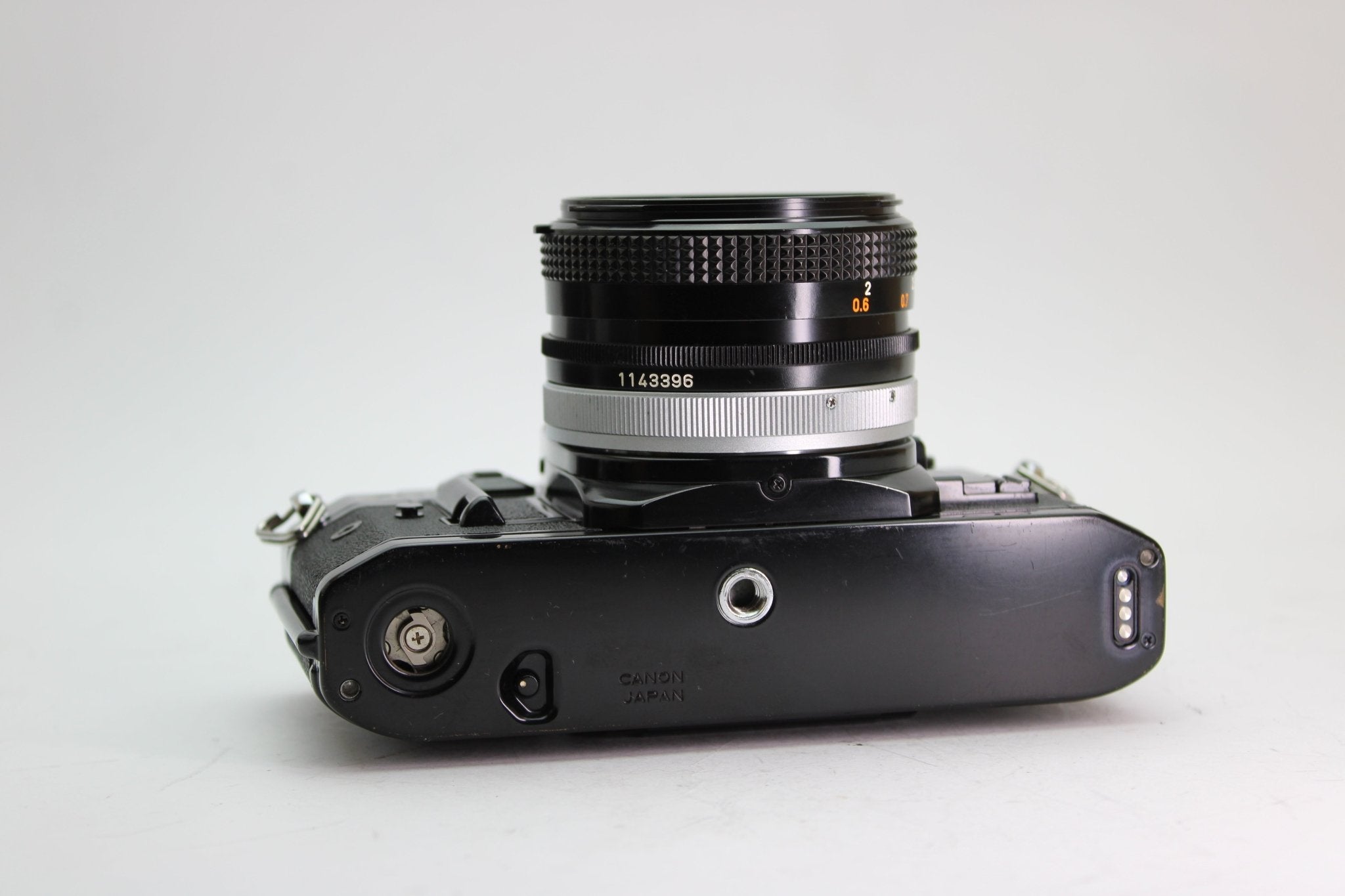 Canon A-1 + 50mm f/1.8 - Canon - FD