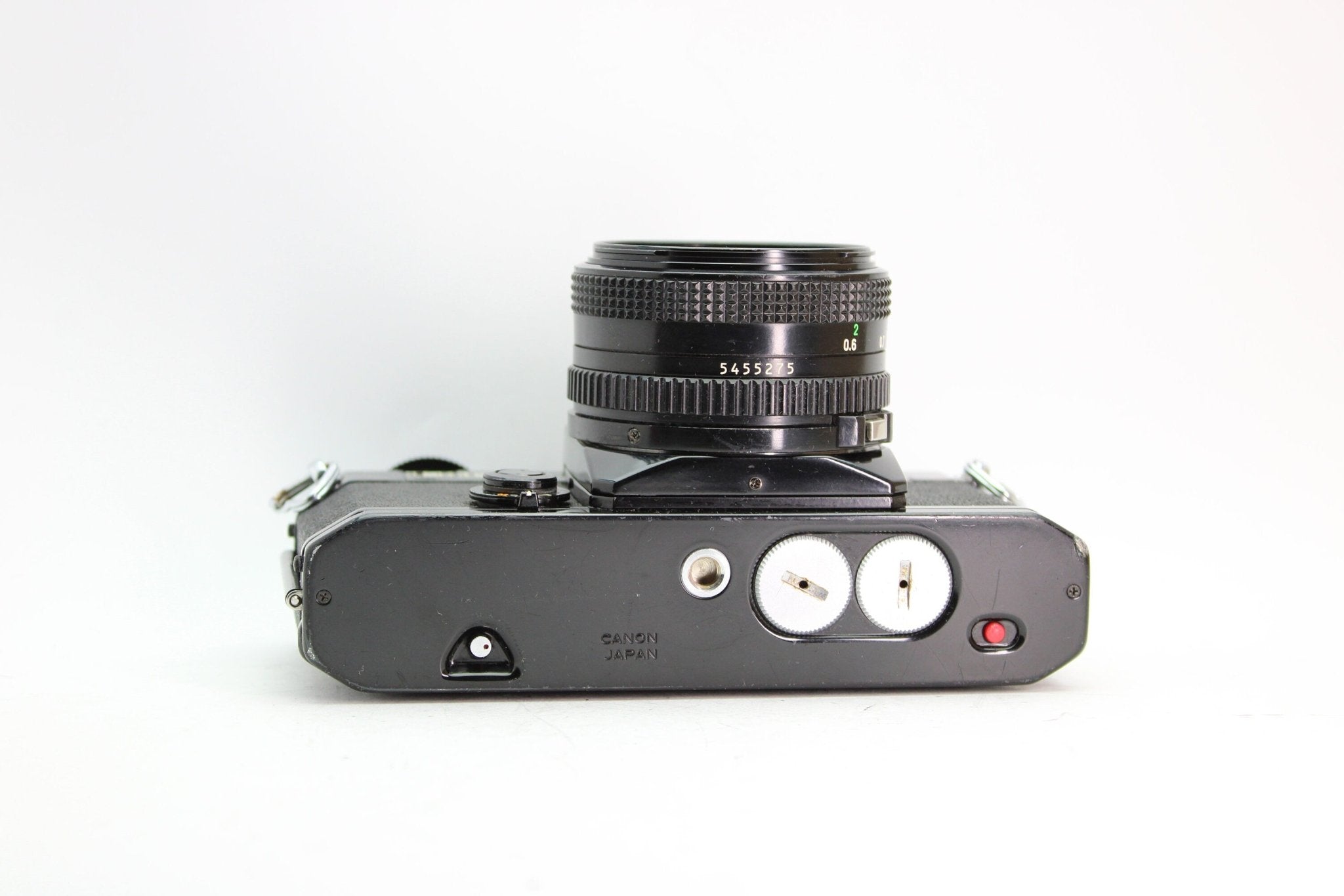 Canon EF + 50mm f/1.8 - Canon