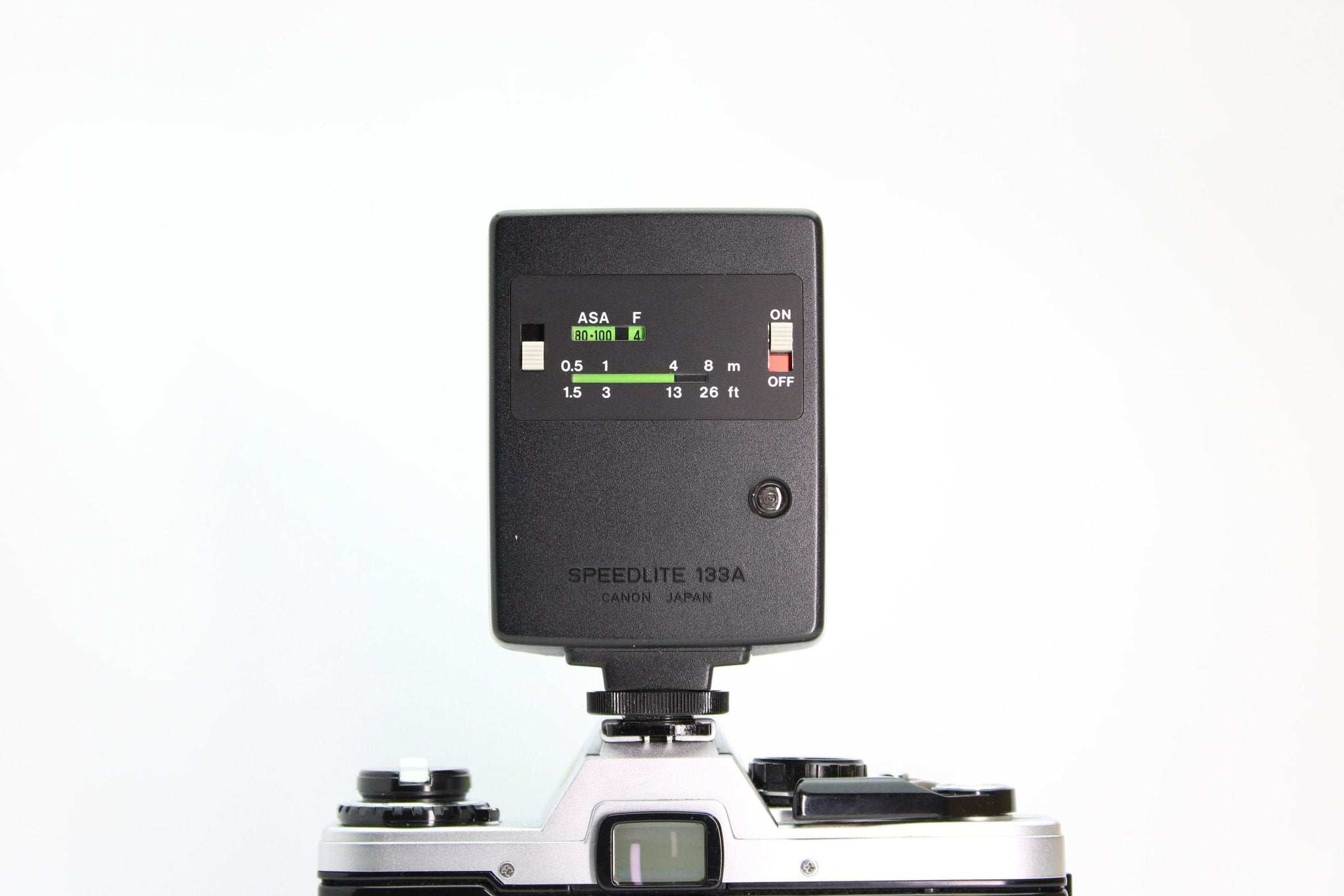 133a Canon Speedlite 133A - OldCamsByJens
