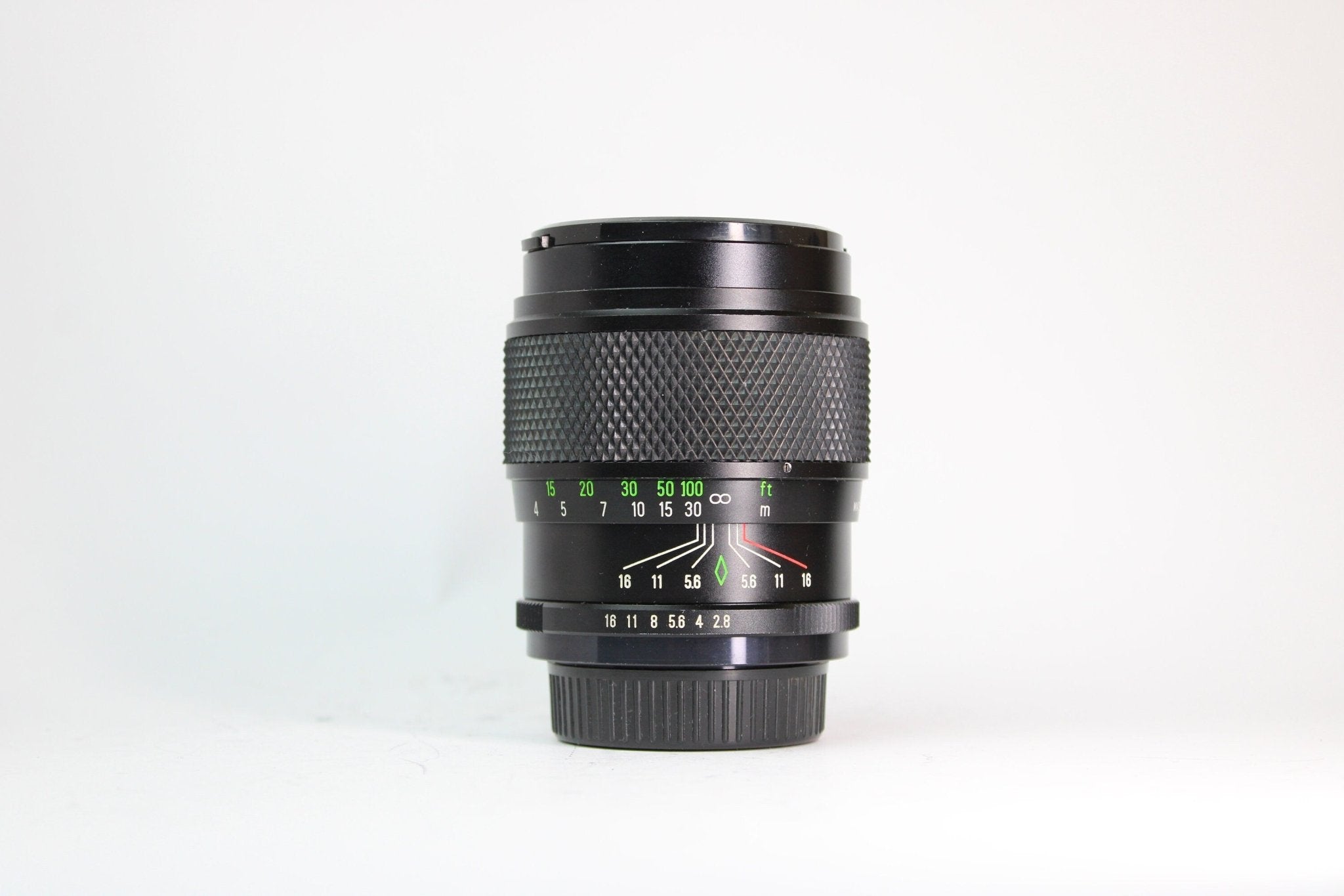 Chinon 135mm f/2.8 - Chinon