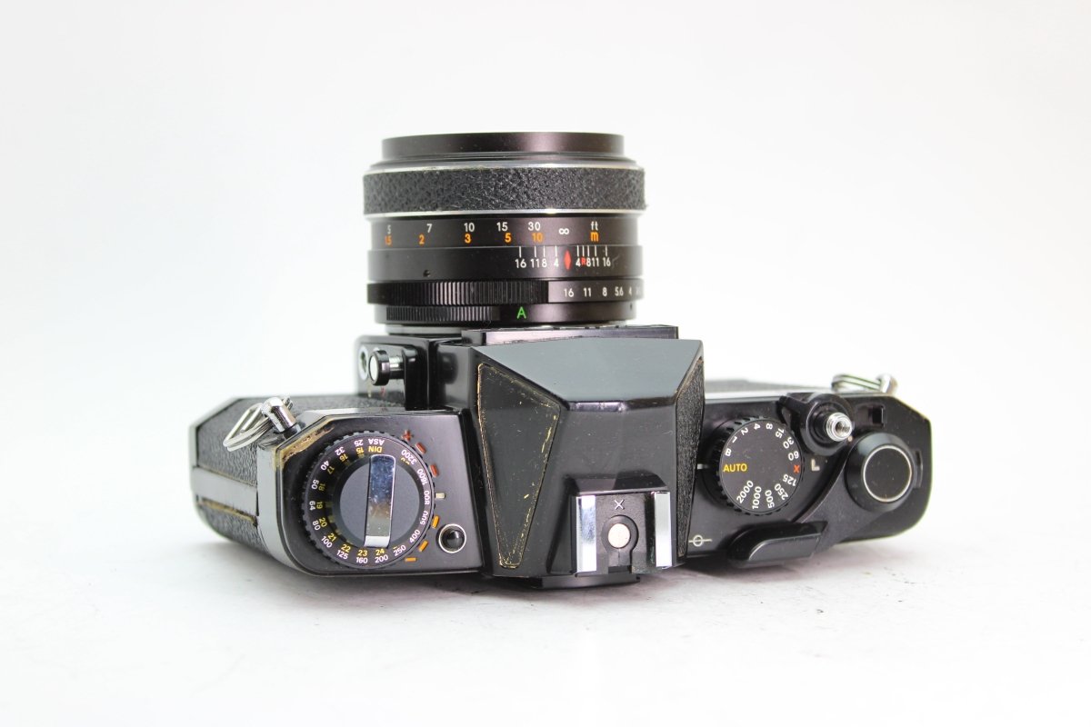 Chinon CE Memotron + 55mm f1.7 - Chinon