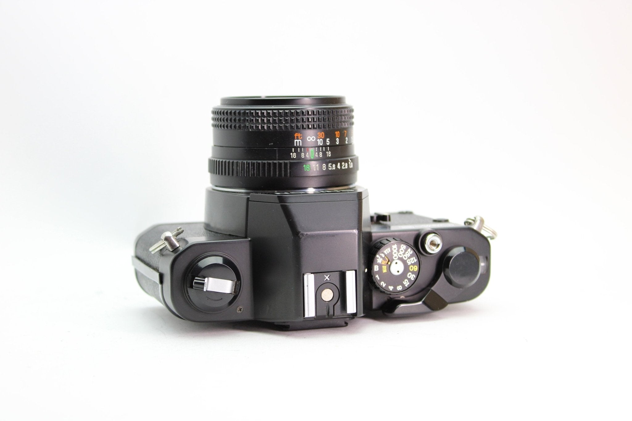 Chinon CM-5 + 50mm f/1.9 - Chinon