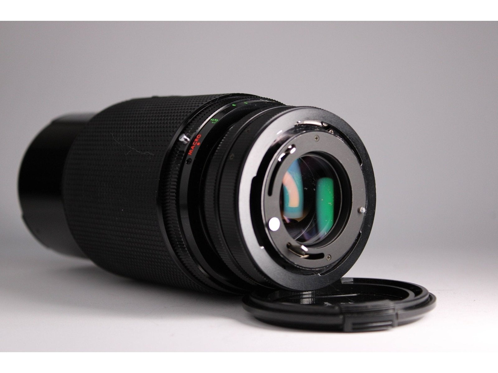 Kiron 70-210mm f/4 - Kiron