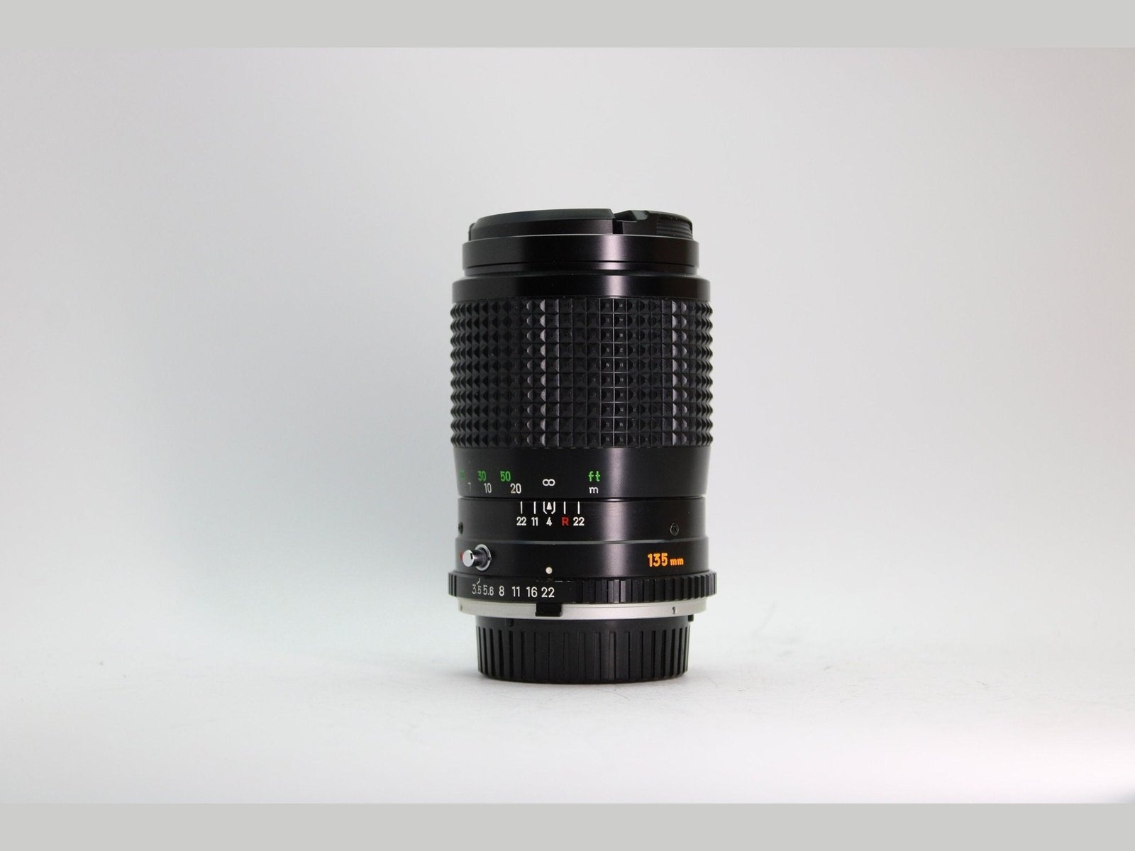 Minolta 135mm f/3.5 - Minolta