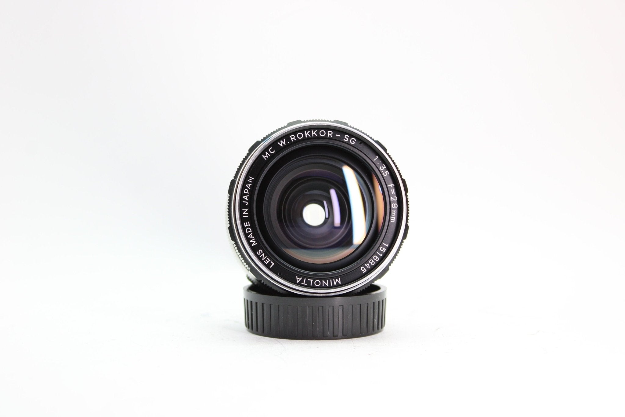 Minolta 28mm f/3.5 - Minolta