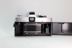 Minolta SRT 101b + 50mm f/1.7 - OldCamsByJens