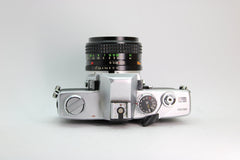 Minolta SRT 101b + 50mm f/1.7 - Minolta