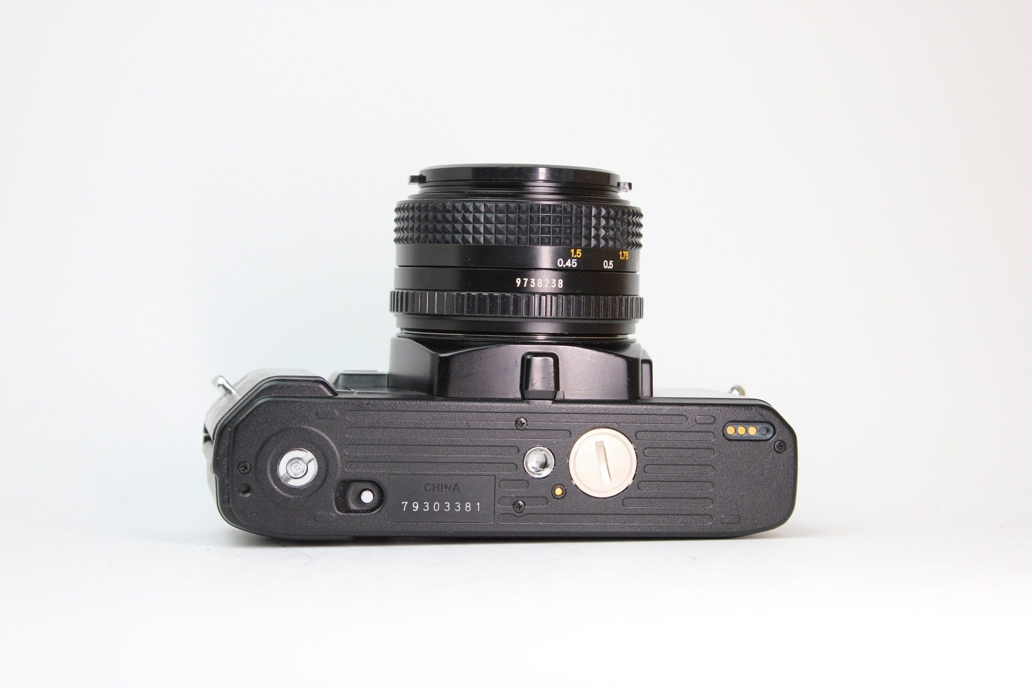 Minolta X-300s + 50mm f/1.7 - Minolta