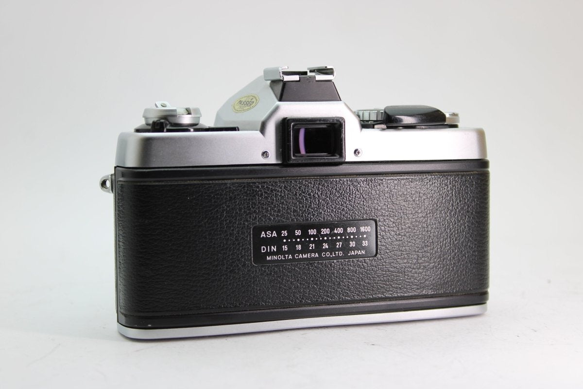 Minolta XG 1 + 28mm f3.5 - Minolta