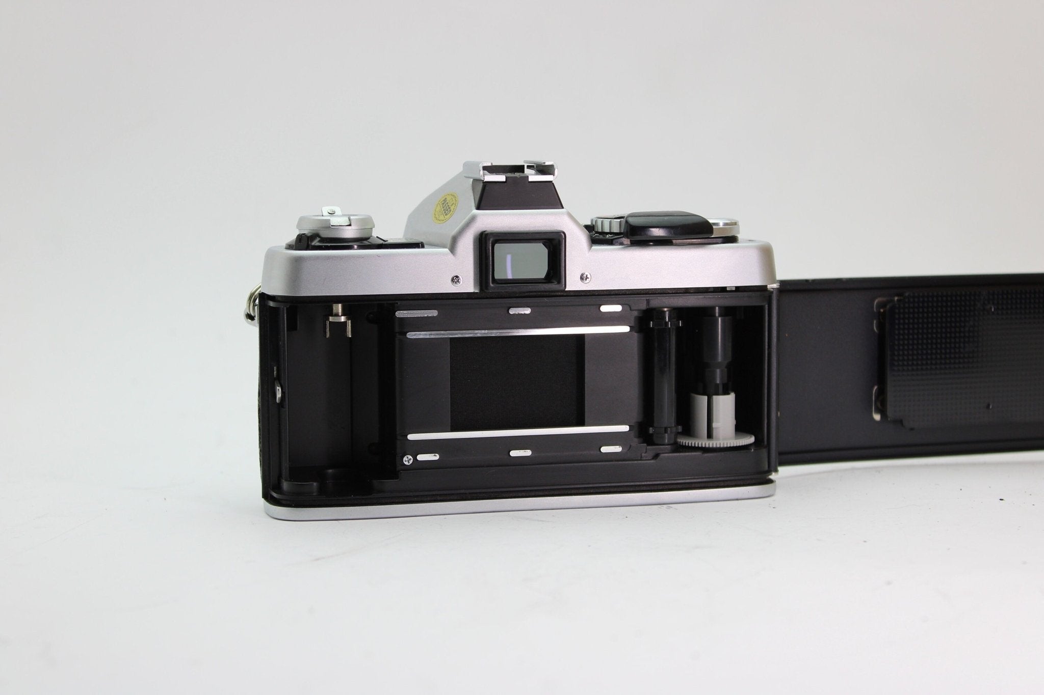 Minolta XG-1 + 50mm f/1.7 - Minolta - MD