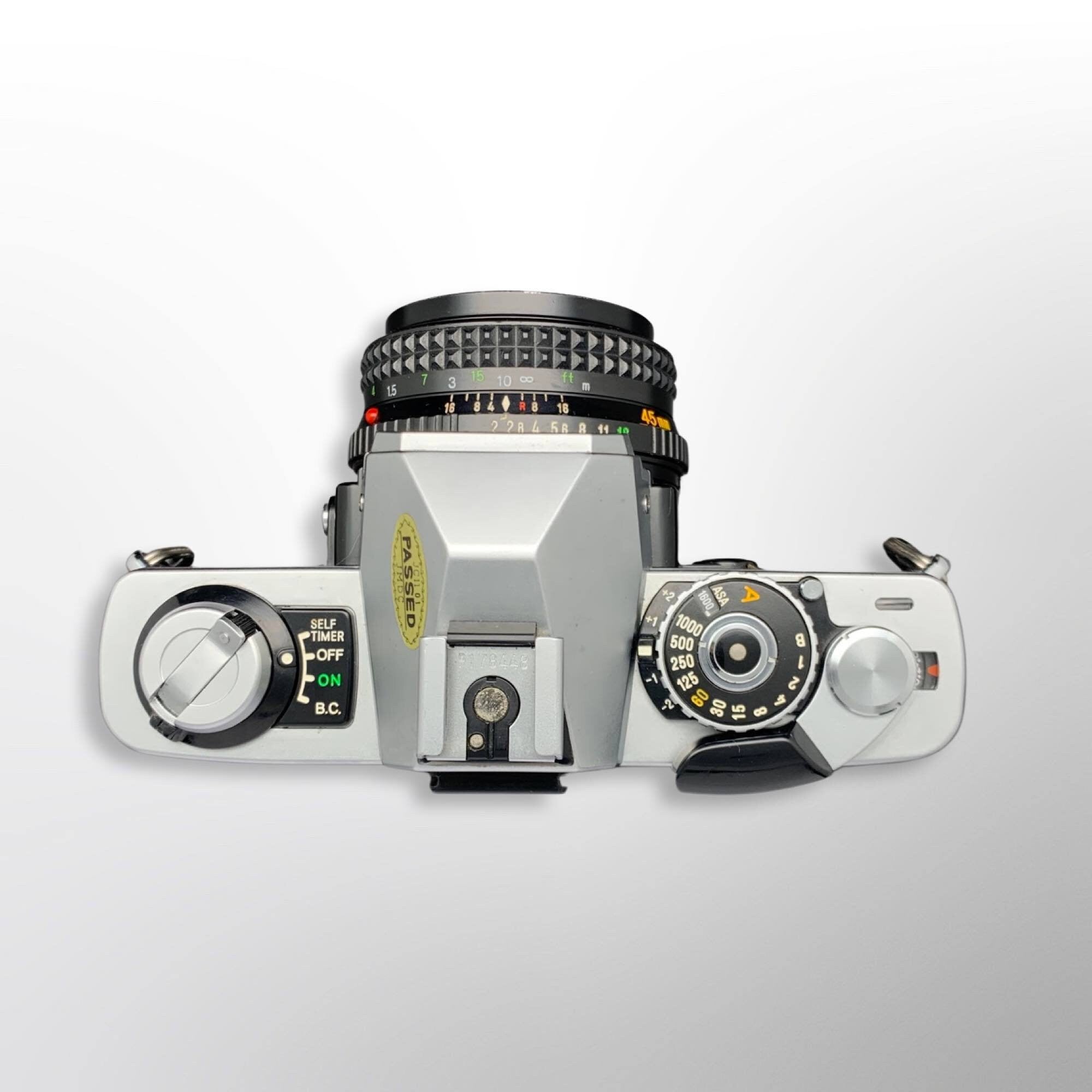 Minolta XG-9 + 45mm f/2 Minolta Lens - Minolta