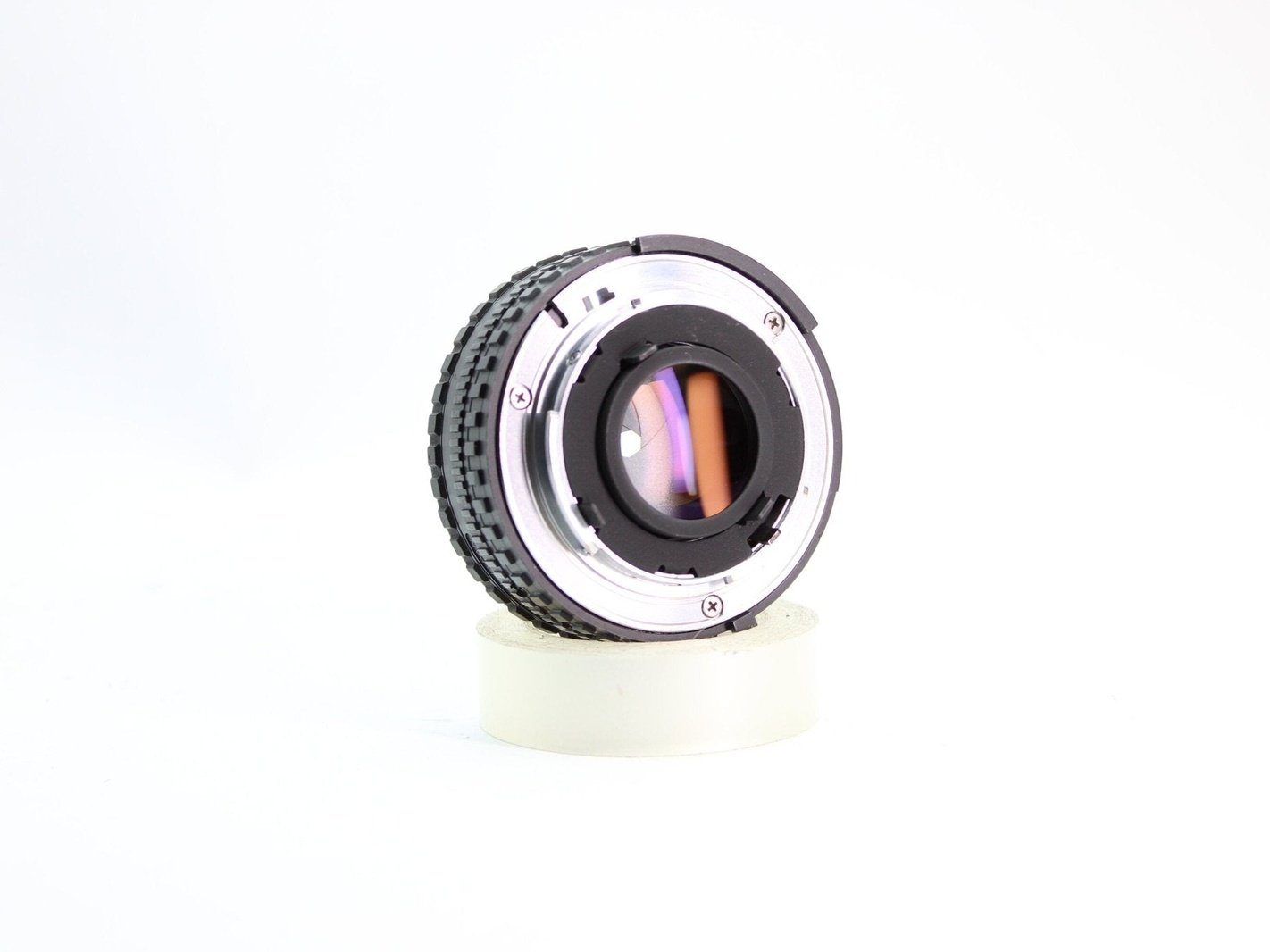 Nikkormat FT2 + 50mm f/1.8 - Nikon F