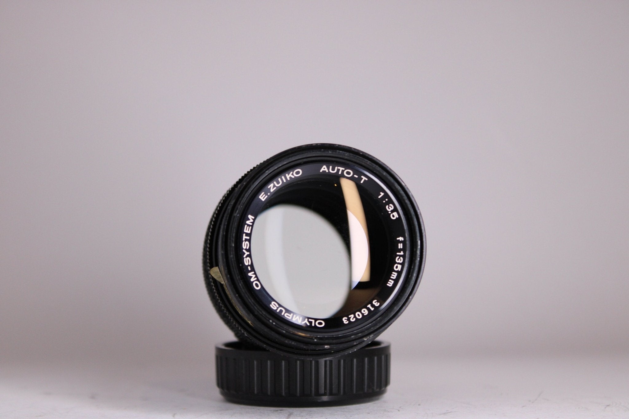 Olympus 135mm f/3.5 - Olympus