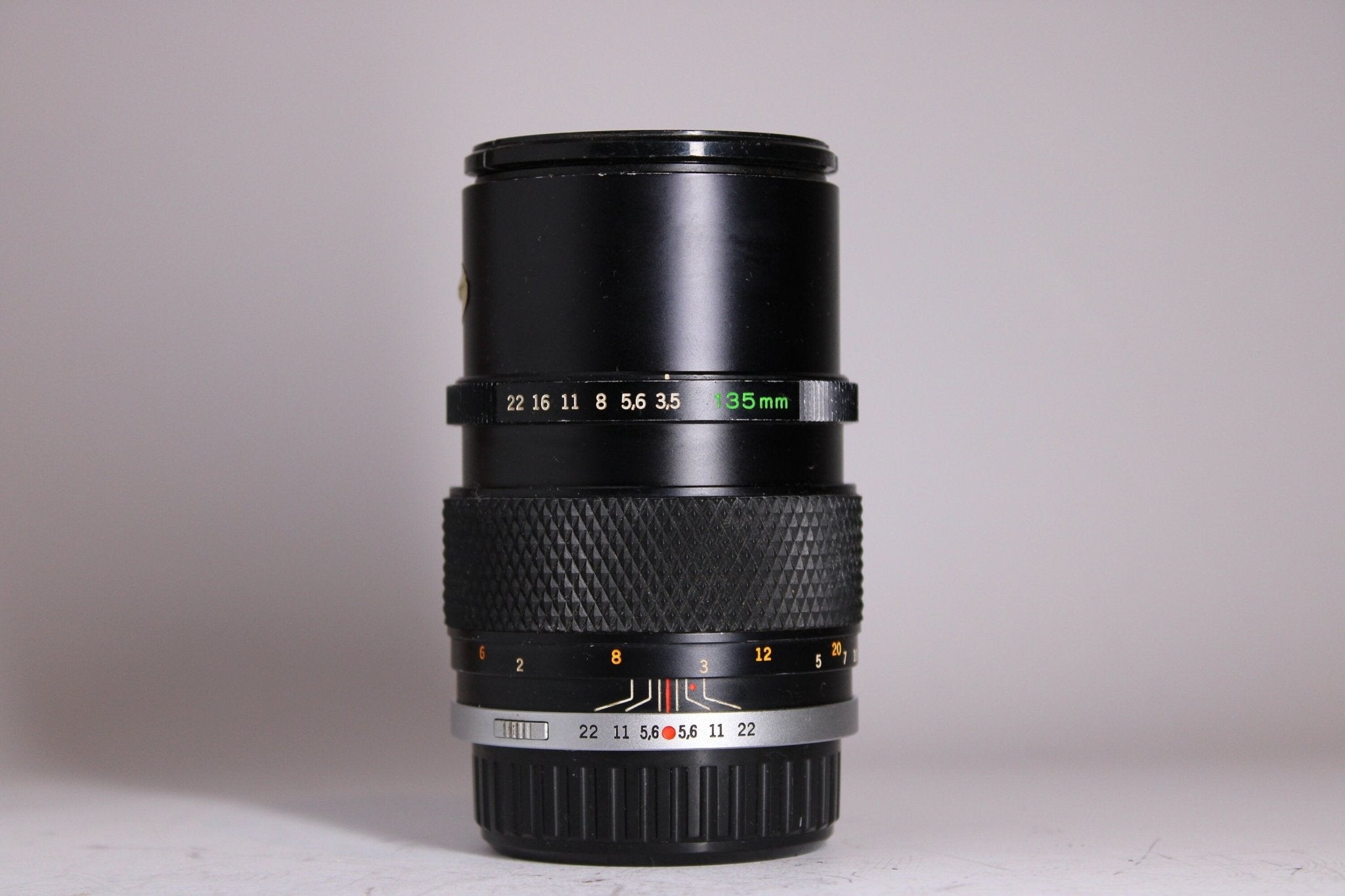 Olympus 135mm f/3.5 - Olympus