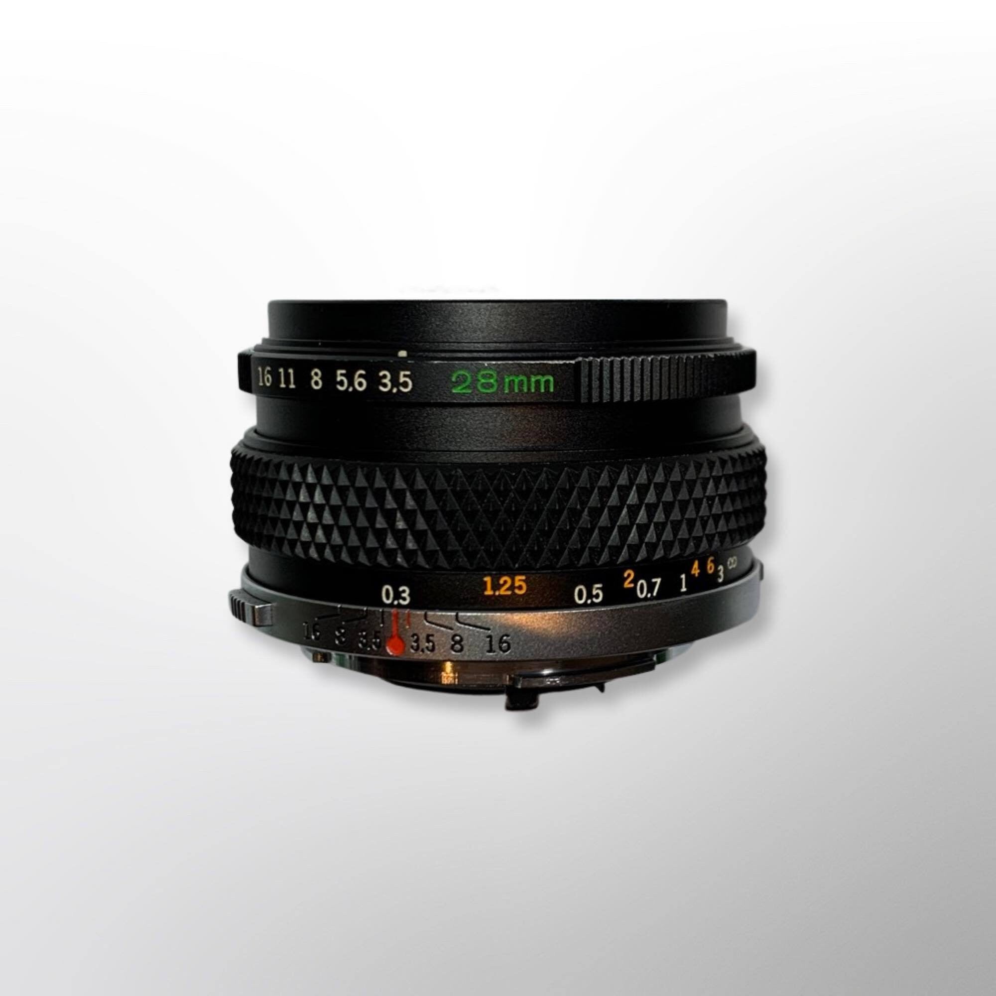 Olympus 28mm f/3.5 - Olympus