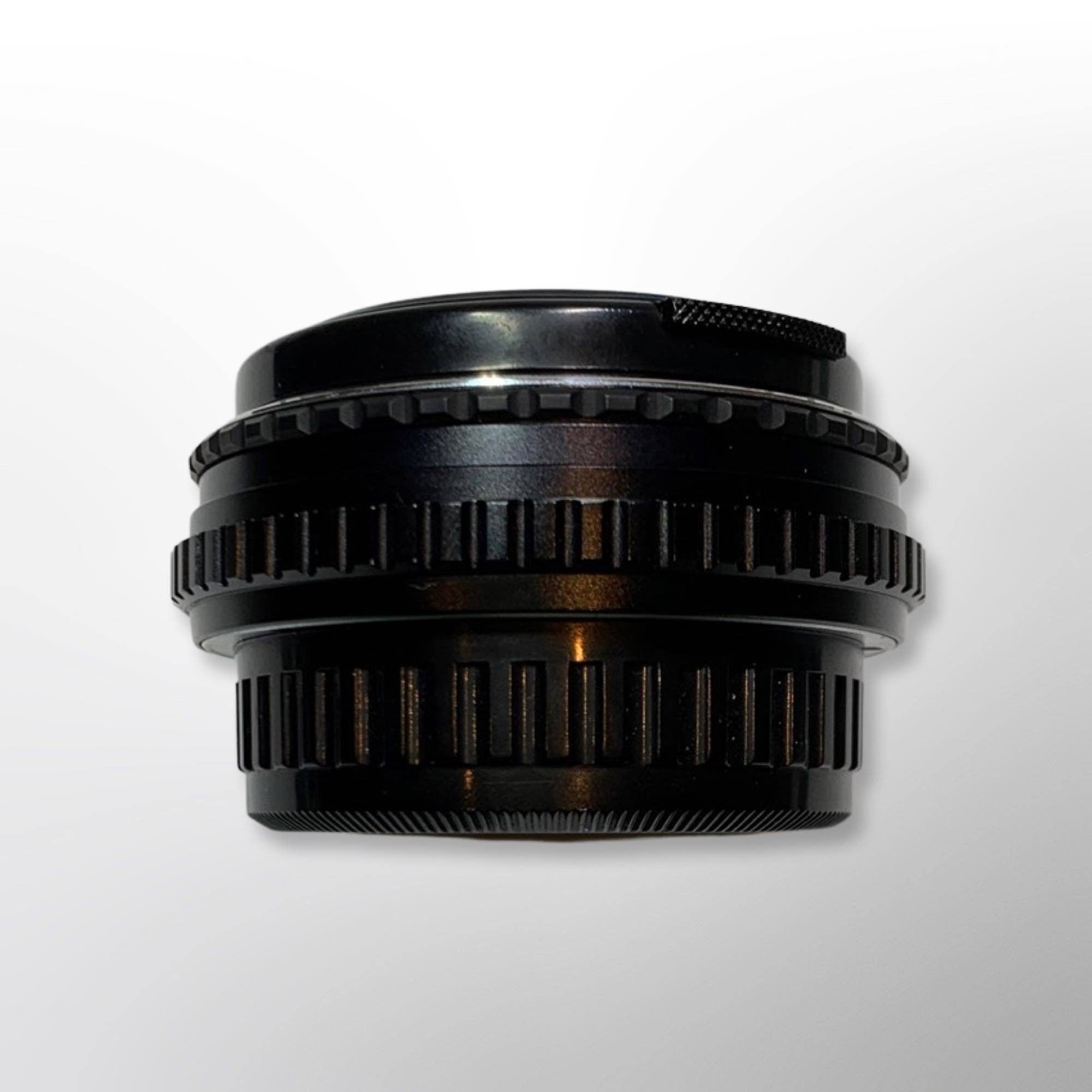 Pentax 40mm f/2.8 - Pentax