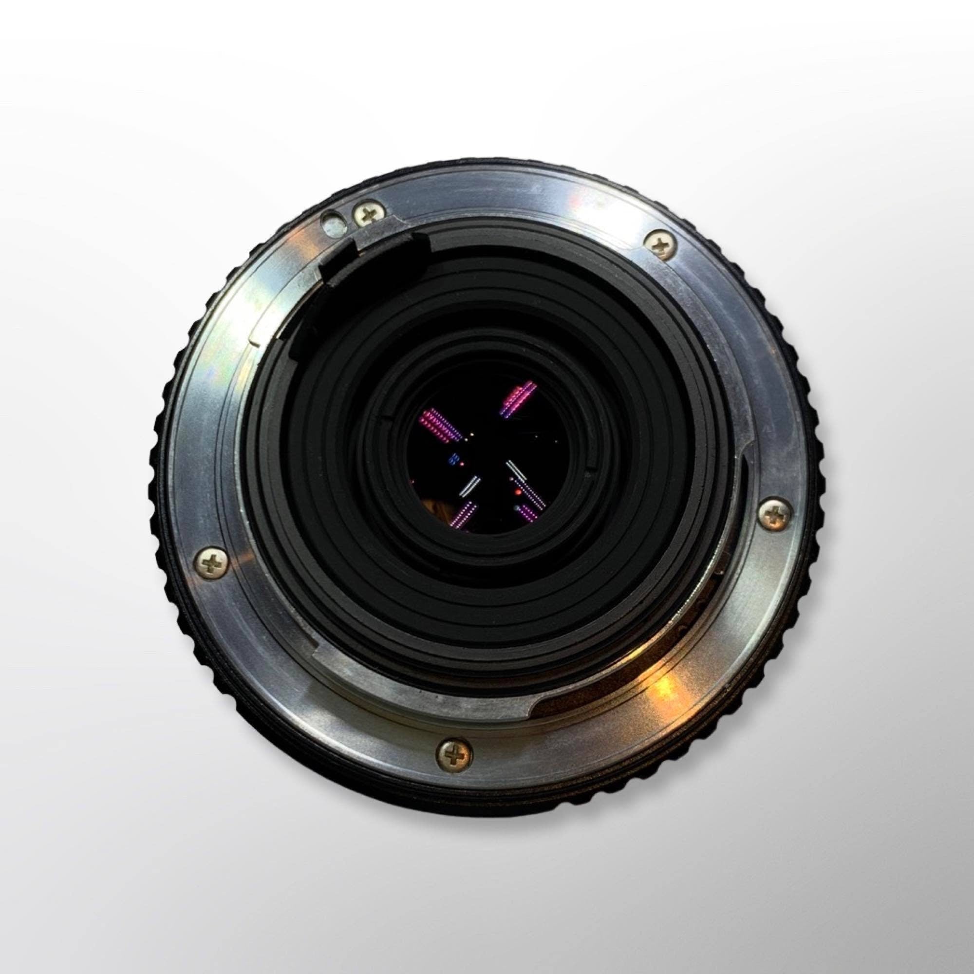 Pentax 40mm f/2.8 - Pentax