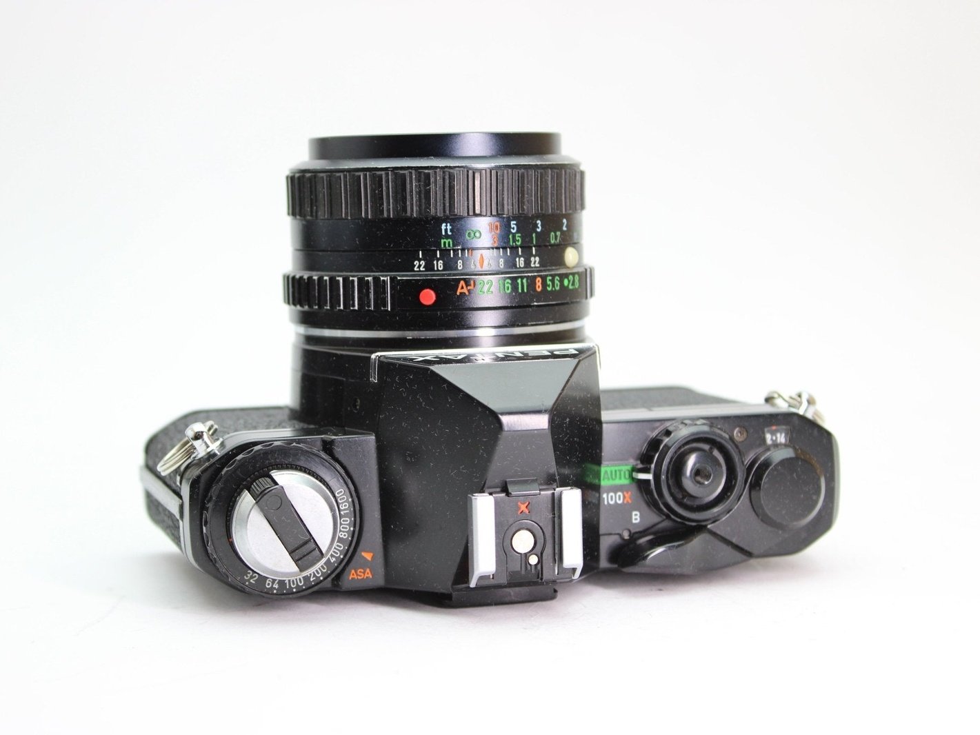 Pentax MV + 28mm f/2.8 - Pentax