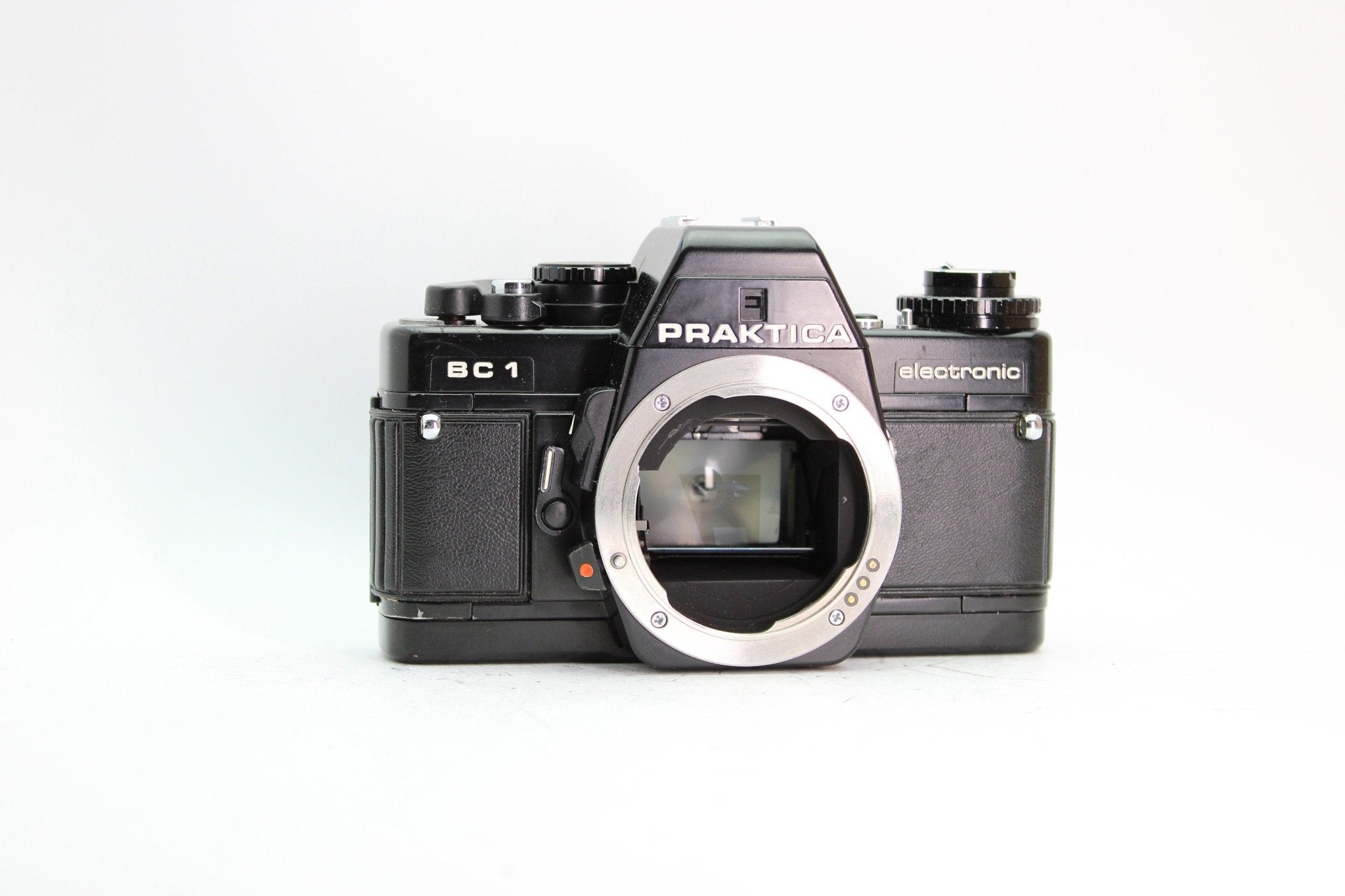 Praktica BC 1 + 50mm f/2.4 - Praktica