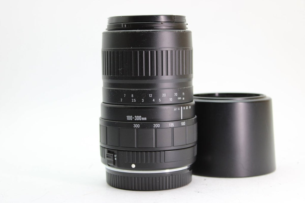 Sigma Zoom 100-300mm f4.5-6.7 UC - OldCamsByJens