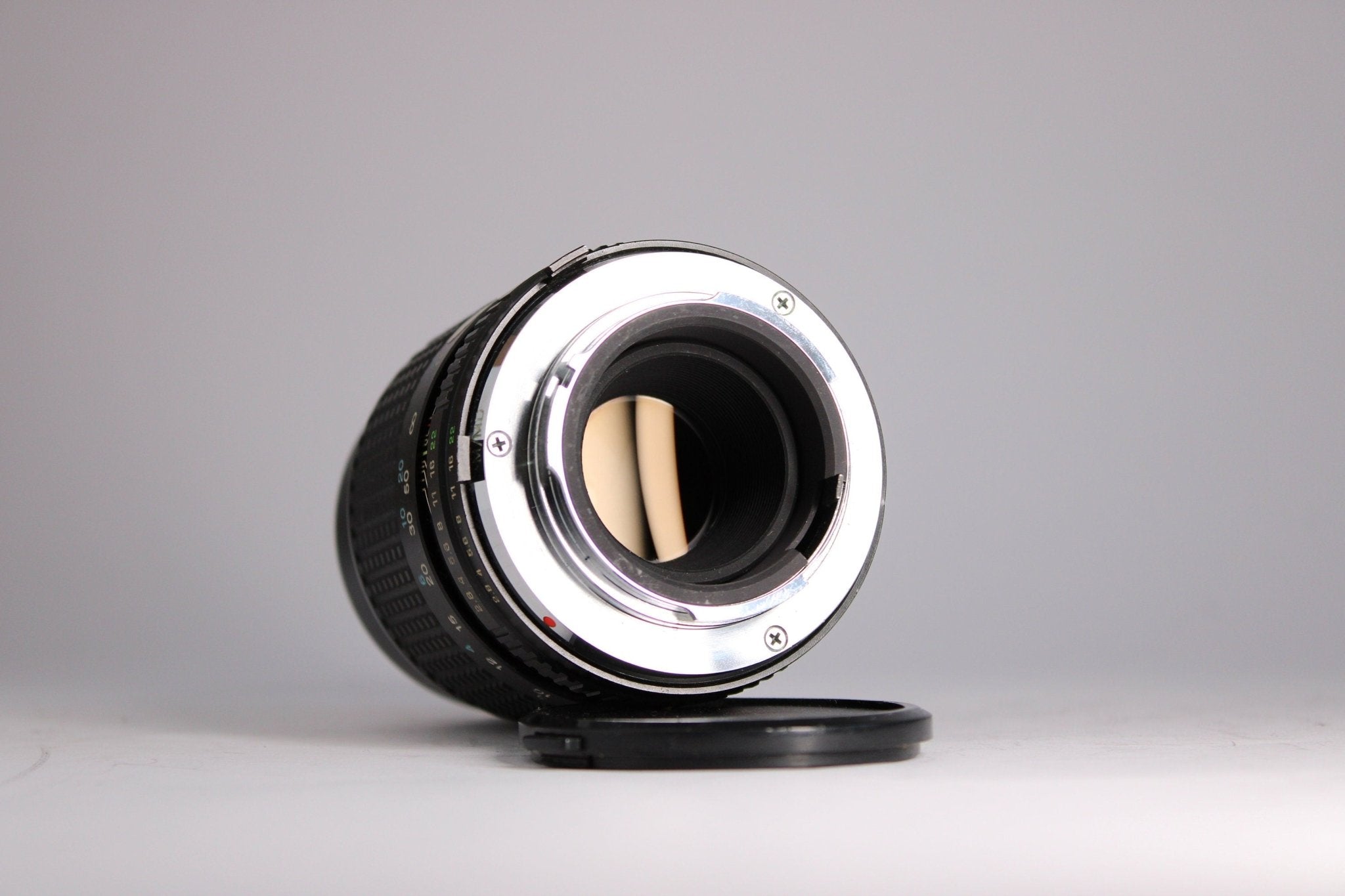 Tokina 135mm f/2.8 - Tokina