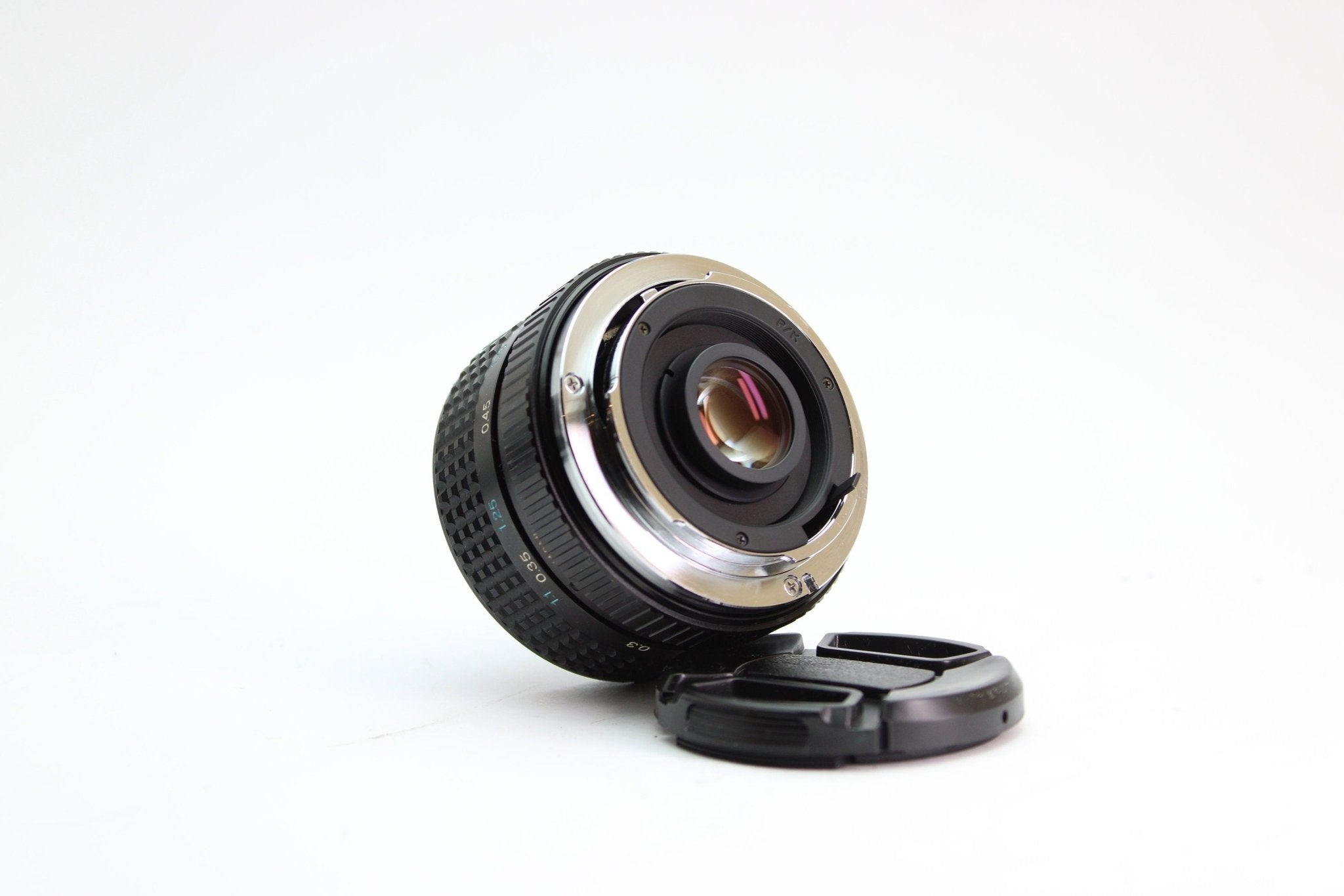 Tokina 28mm f/2.8 - Tokina