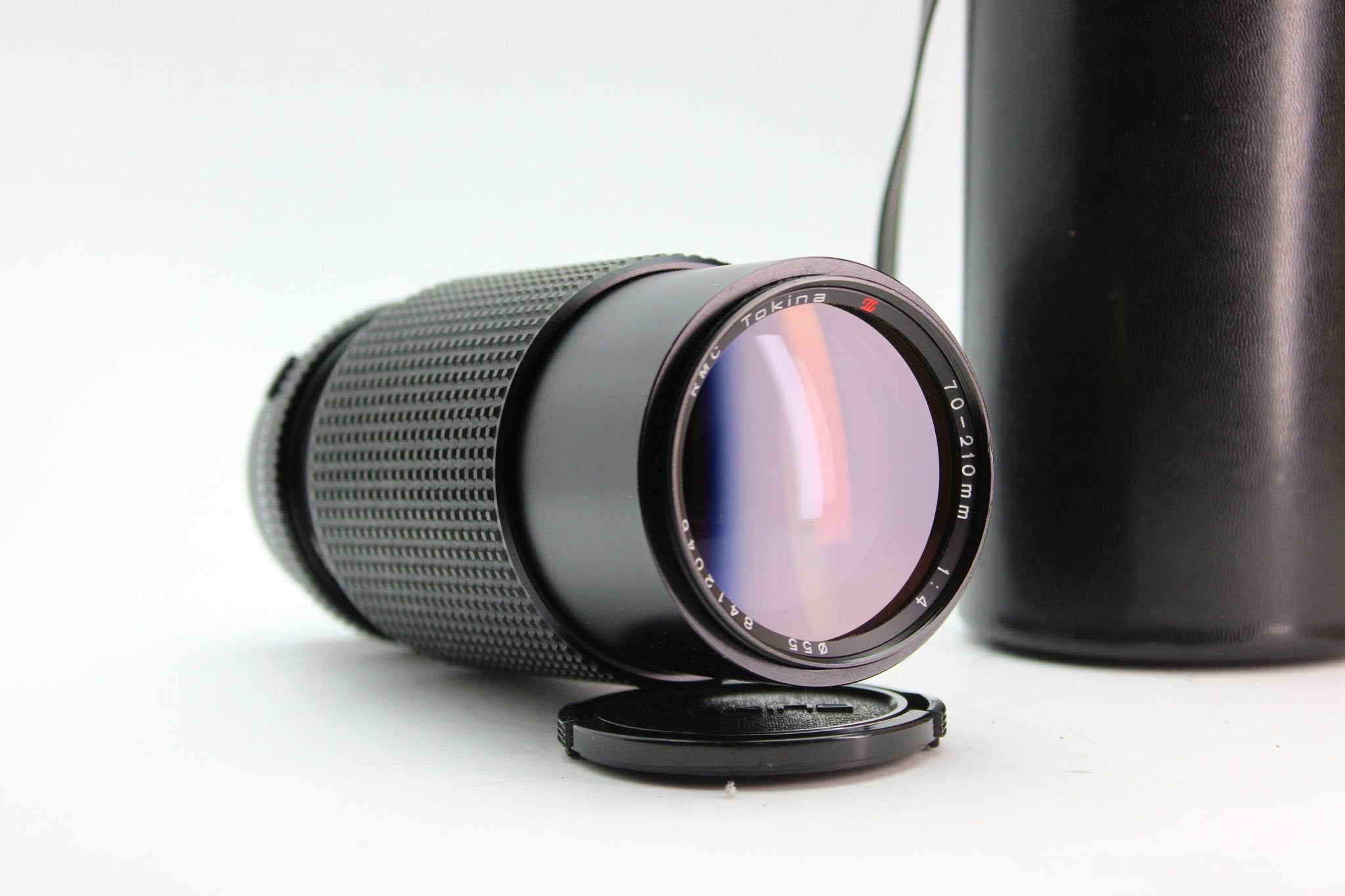 Tokina 70-210mm f/4 - Tokina