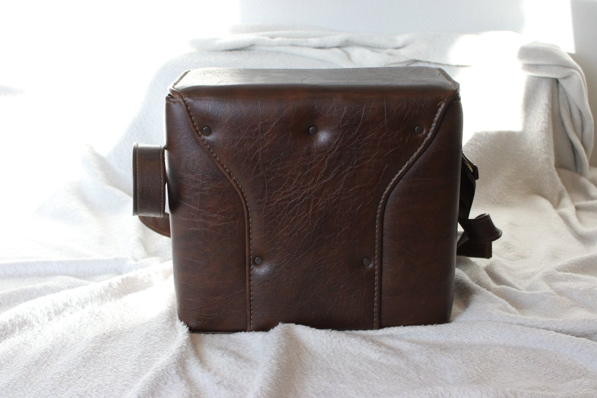 Vintage Diamond Model EL-77 Camera Bag - Diamond