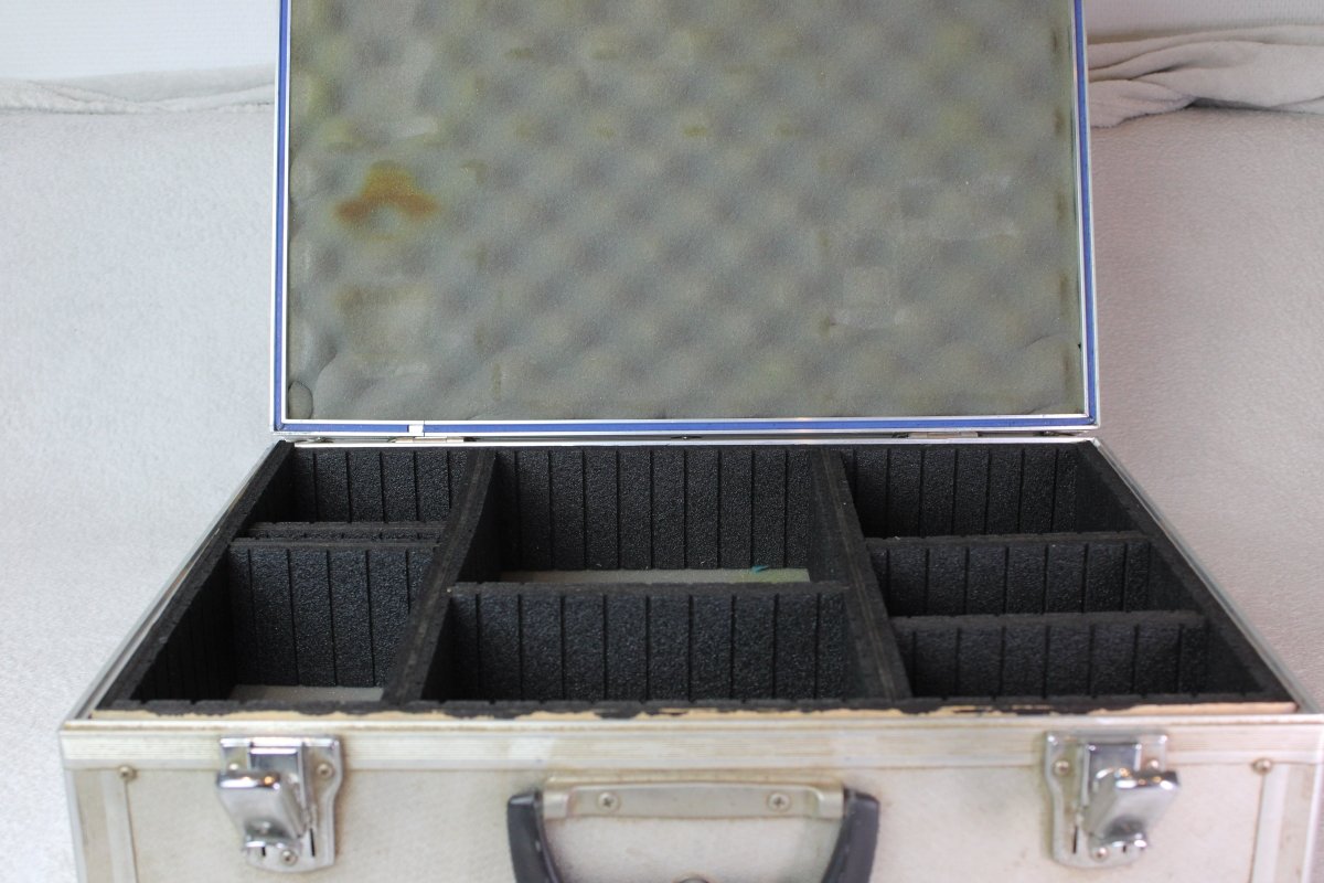 Vintage Silver Metal Camera Case - Unknown