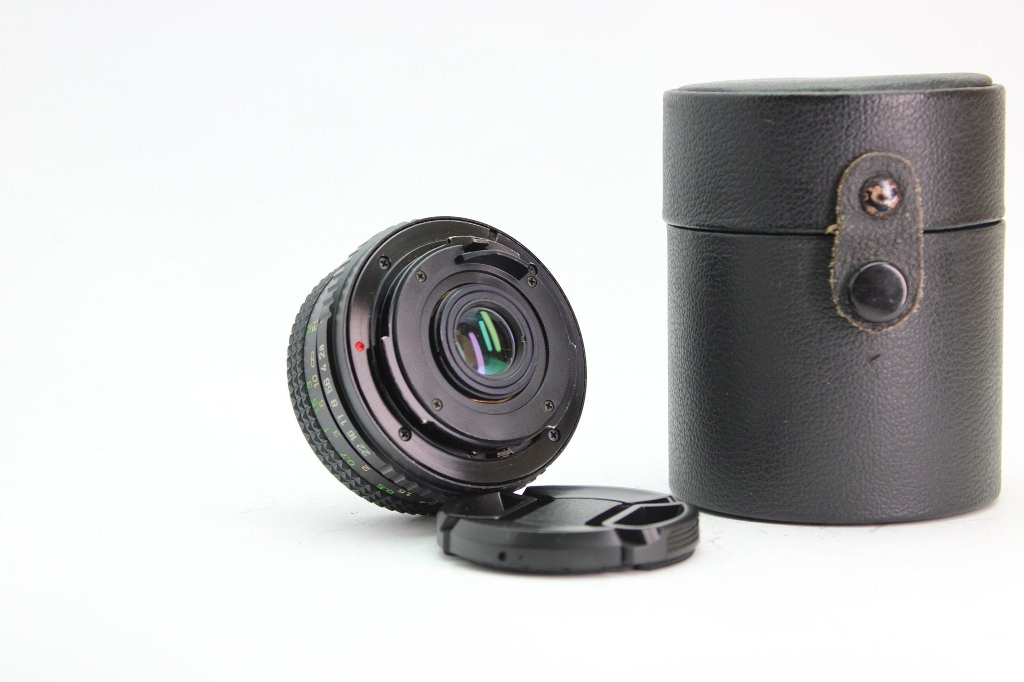 Vivitar 28mm f/2.8 - Vivitar