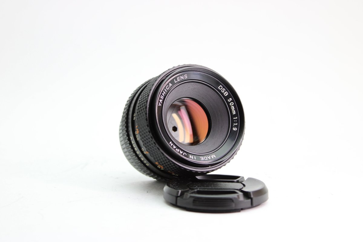 Yashica DSB 50mm f1.9 - Yashica