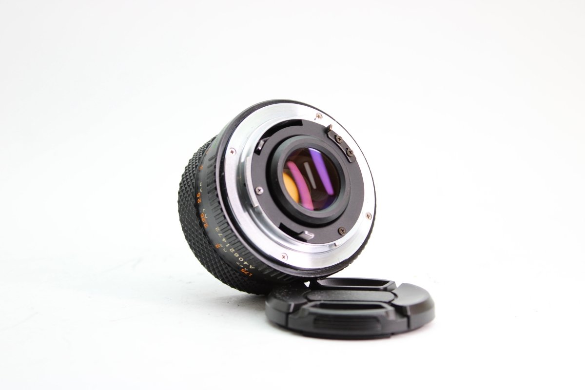 Yashica DSB 50mm f1.9 - Yashica