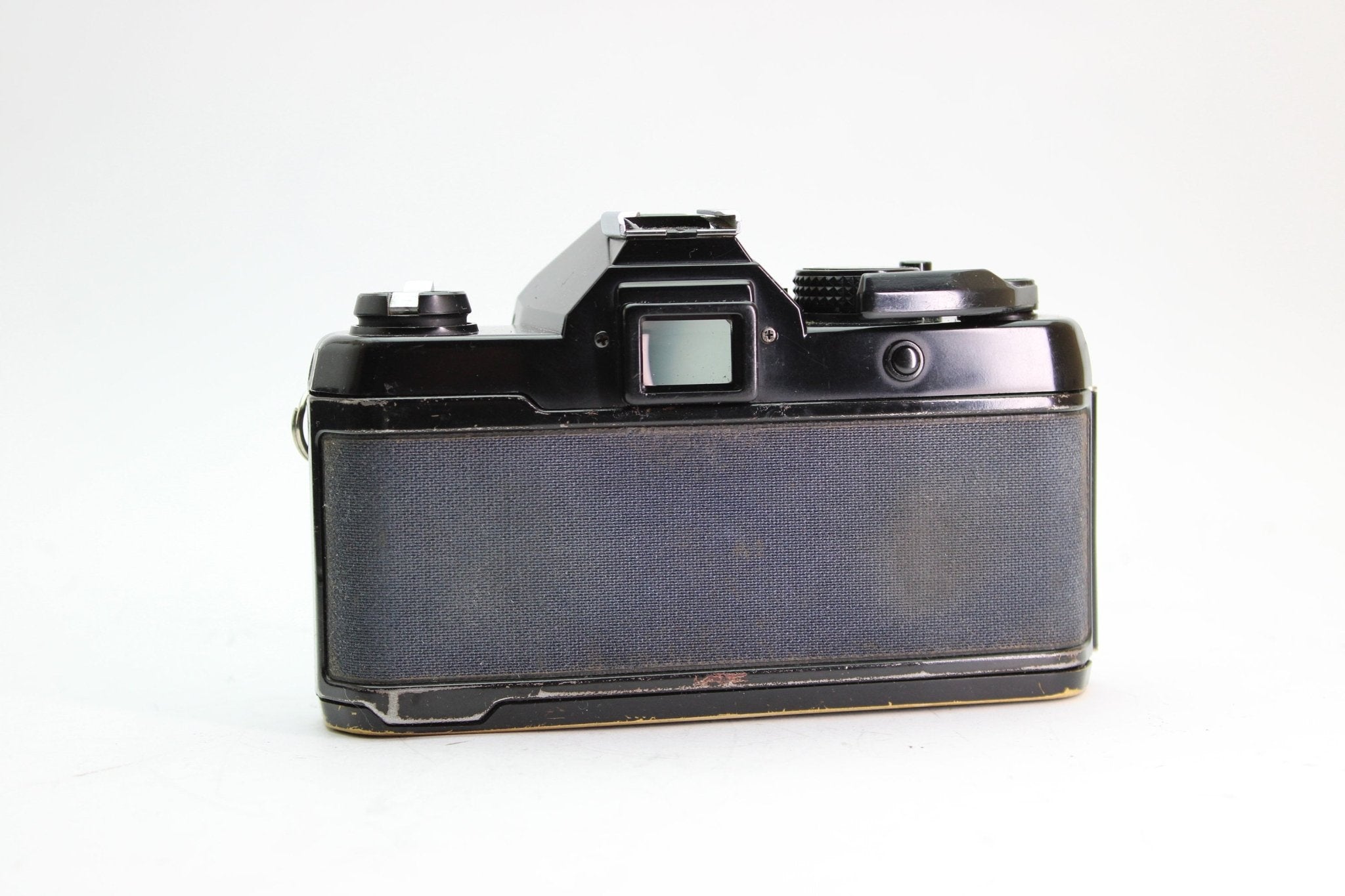 Yashica FX-3 + 50mm f/2 - Yashica