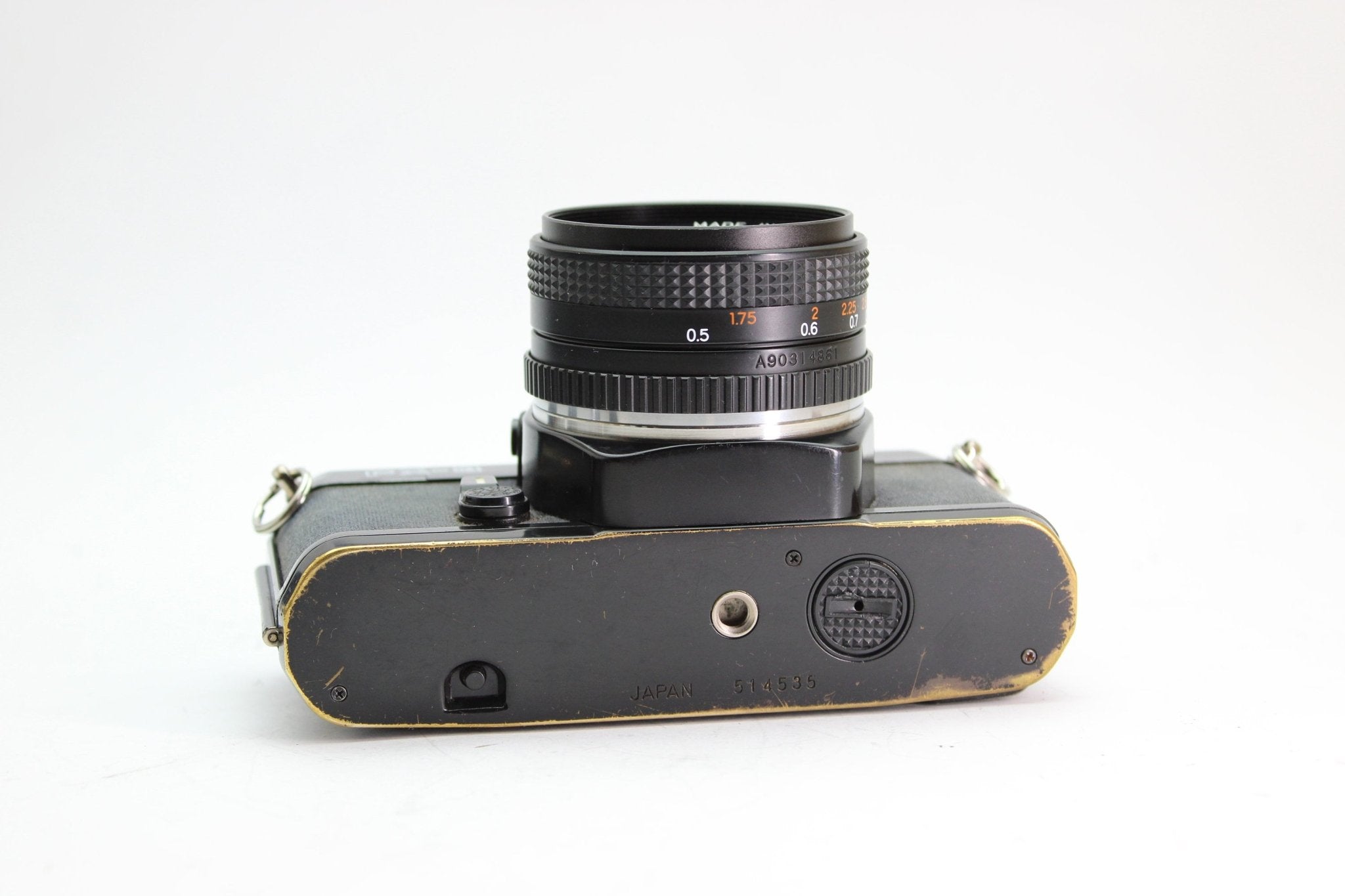 Yashica FX-3 + 50mm f/2 - Yashica