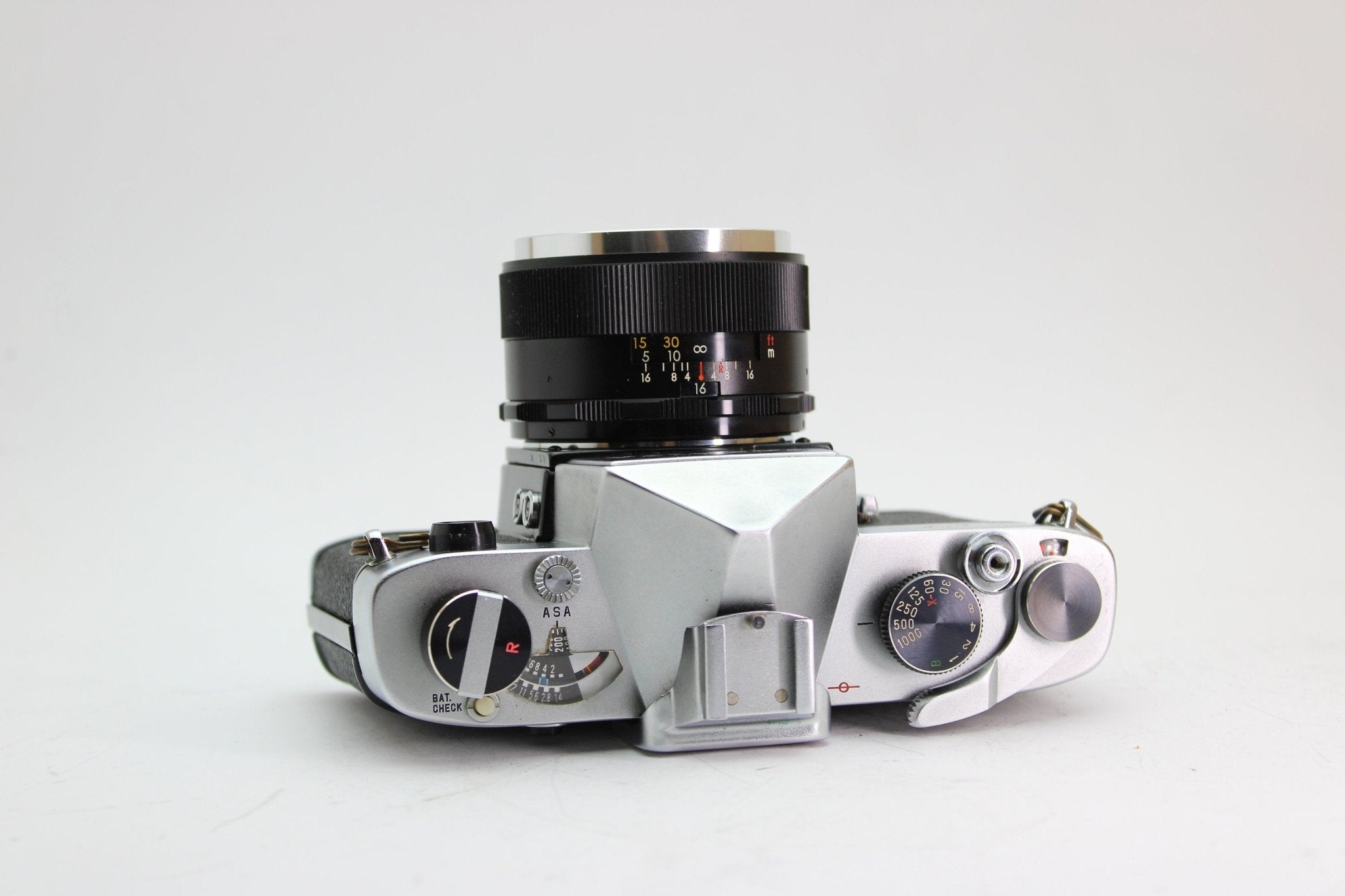 Yashica J-7 + 50mm f/1.7 - Yashica